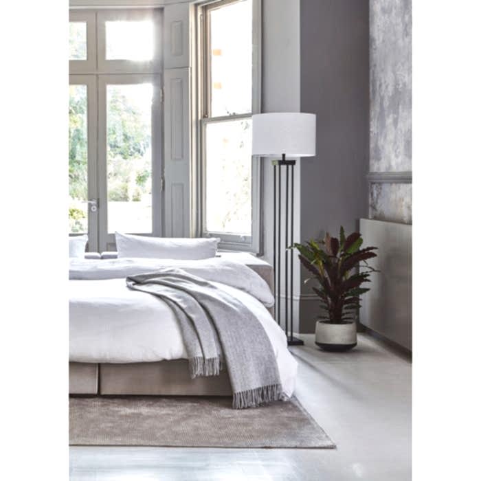 Lund Floor Lamp